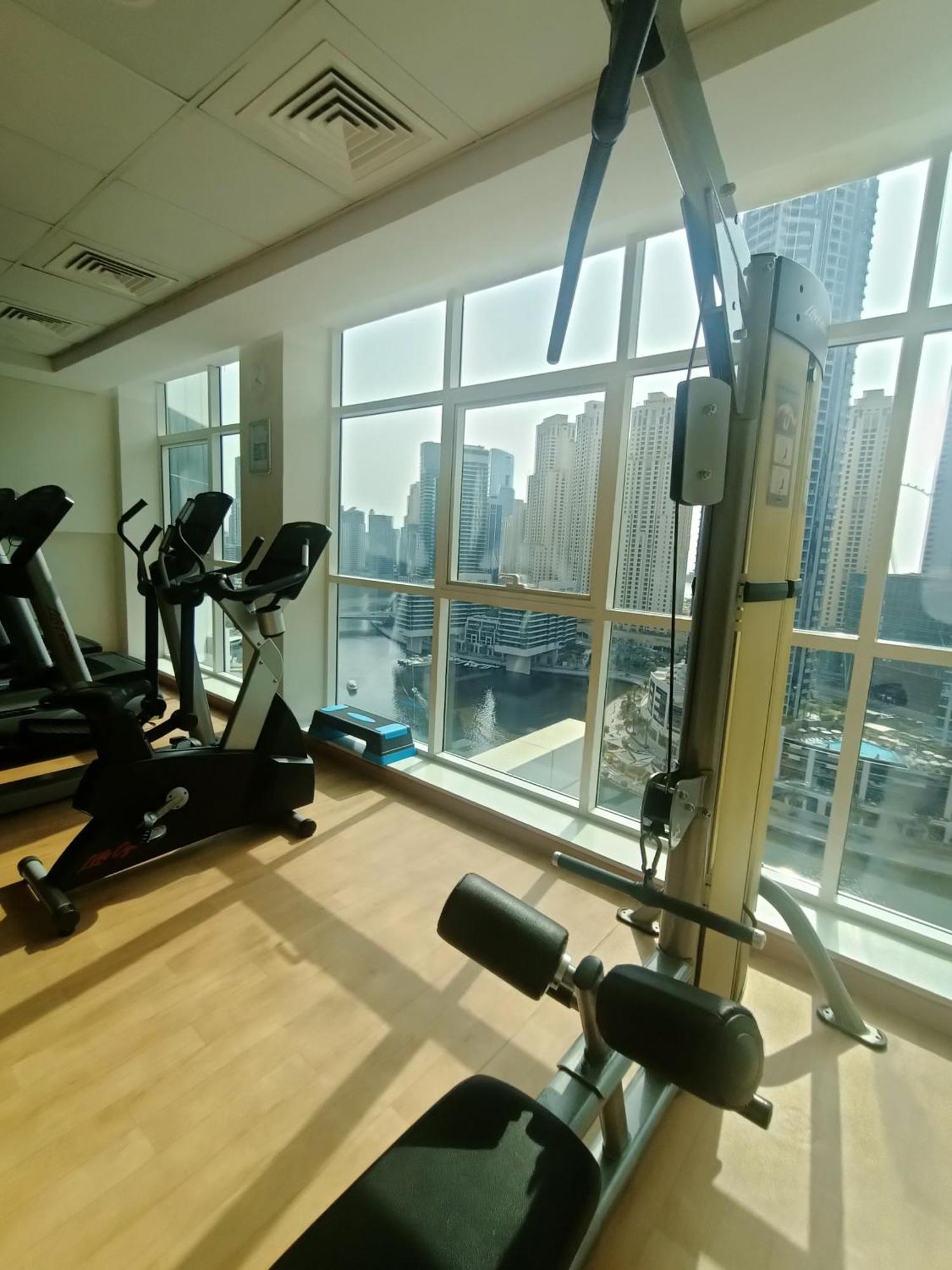 Relaxing 2Br Haven In Dubai Marina Perfect Location & Amenities Appartement Buitenkant foto