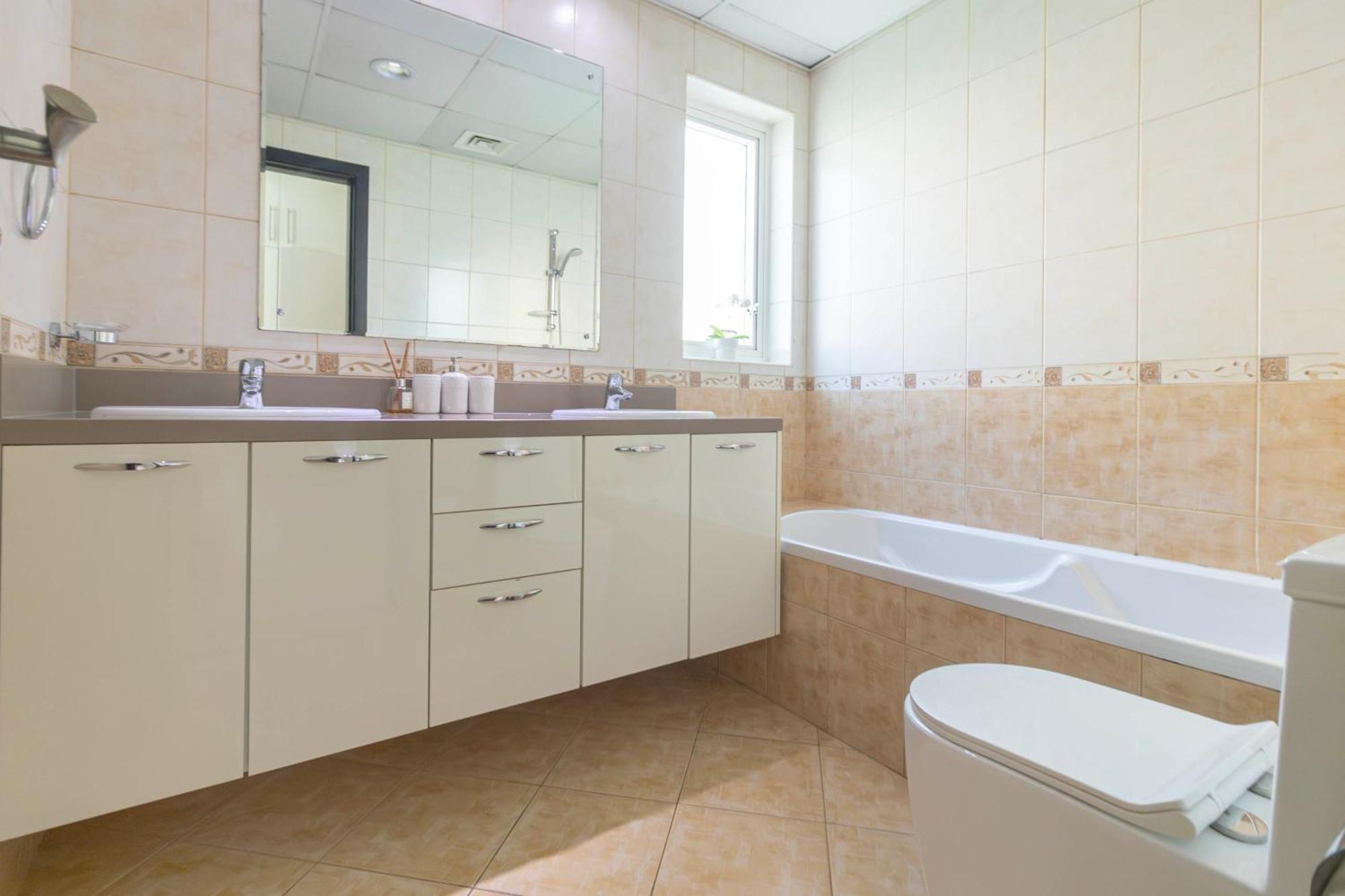 Relaxing 2Br Haven In Dubai Marina Perfect Location & Amenities Appartement Buitenkant foto